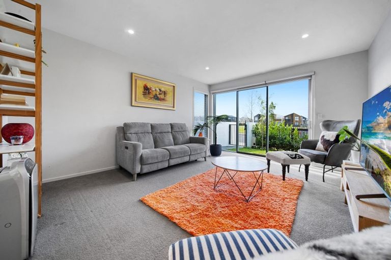 Photo of property in 34 Dignity Street, Papakura, 2110