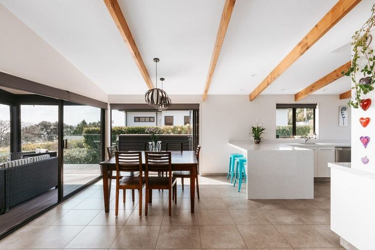 Photo of property in 82 Hamurana Road, Omokoroa, 3114