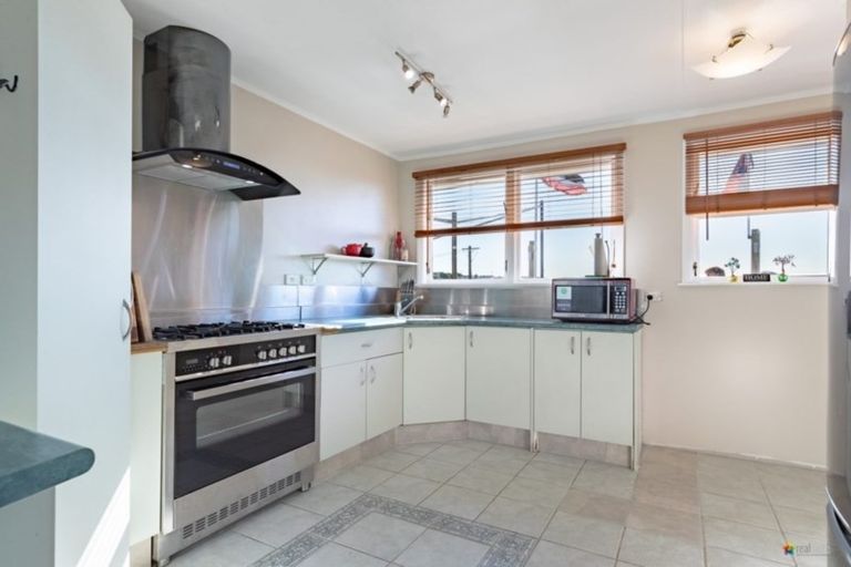 Photo of property in 20 Opapa Street, Titahi Bay, Porirua, 5022