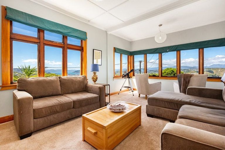 Photo of property in 56 View Road, Houghton Bay, Wellington, 6023