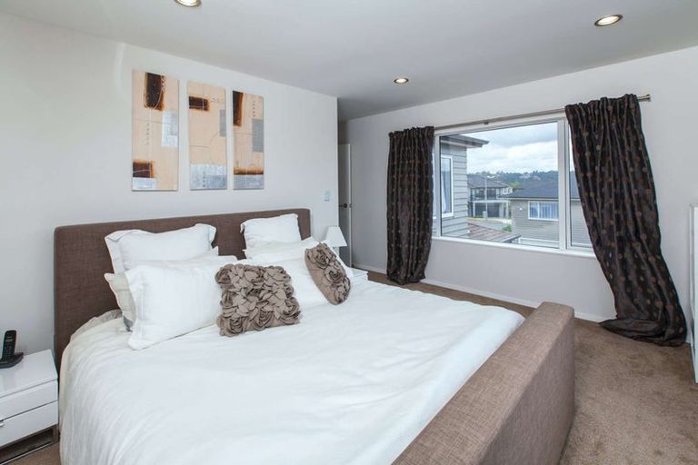 Photo of property in 12 Mural Place, Greenhithe, Auckland, 0632