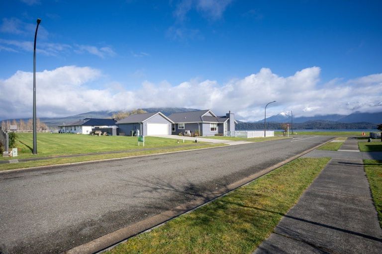 Photo of property in 43 Asher Avenue, Te Anau, 9600