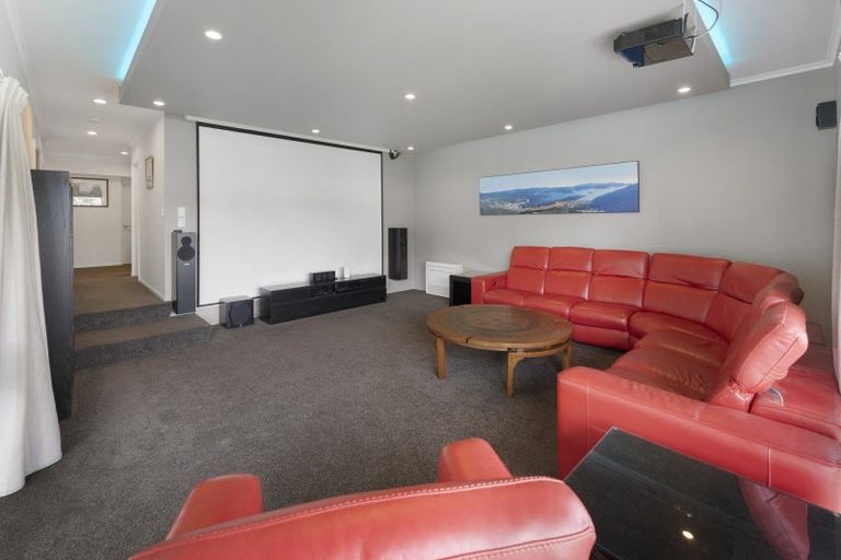 Photo of property in 39-53 Waikawa Road, Picton, 7220