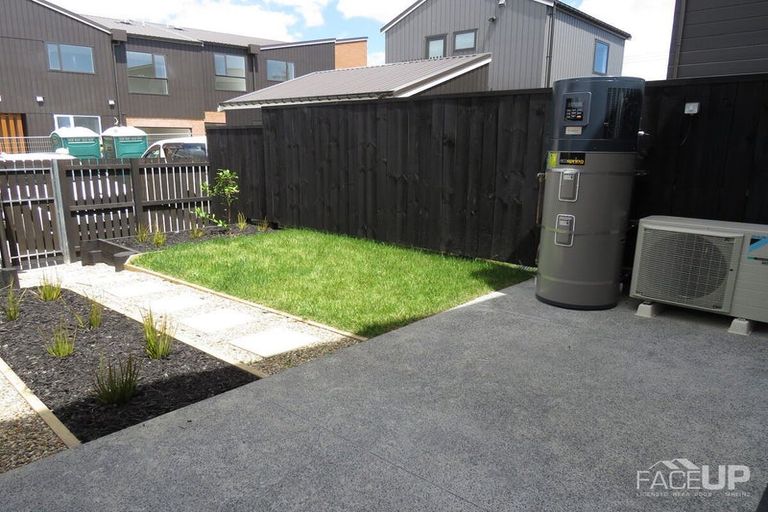Photo of property in 80 Nugget Avenue, Hobsonville, Auckland, 0616