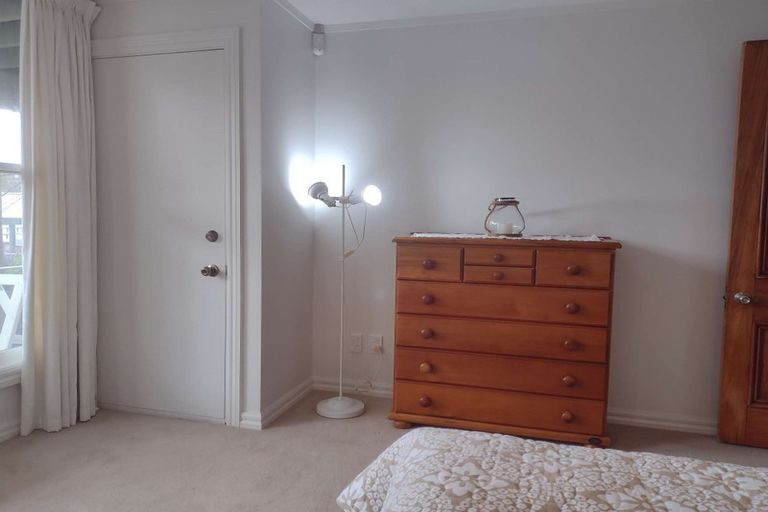 Photo of property in 28 Talavera Terrace, Kelburn, Wellington, 6012