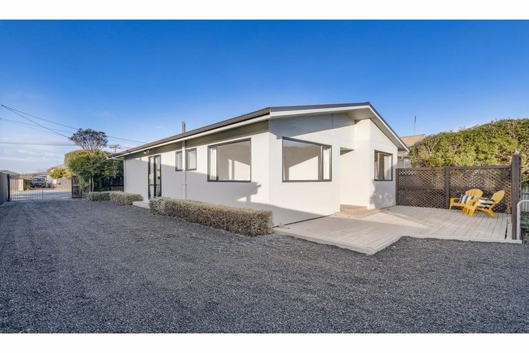 Photo of property in 6 Jennings Place, Rangiora, 7400