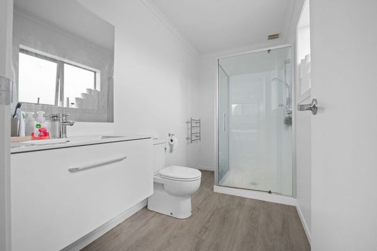 Photo of property in 4/56 Sandwich Road, Saint Andrews, Hamilton, 3200