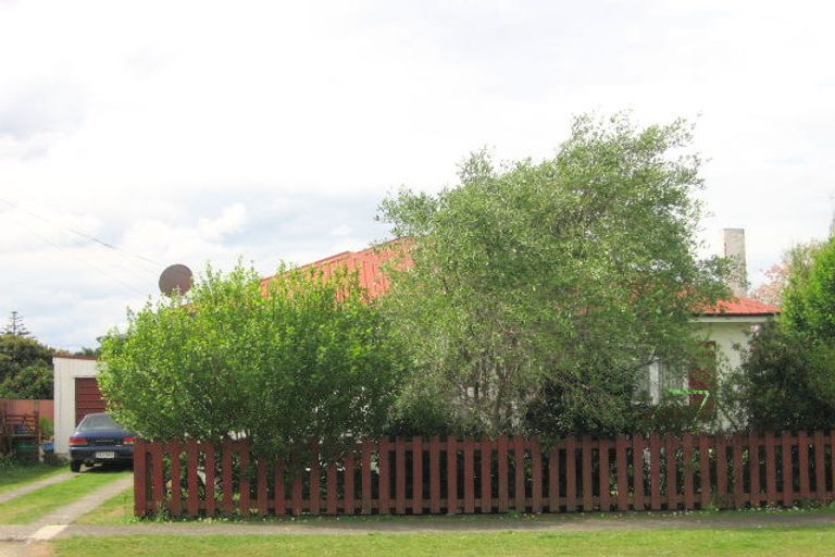 Photo of property in 50 Beach Road, Katikati, 3129