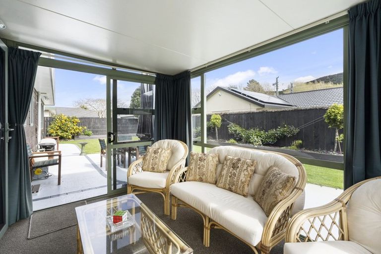 Photo of property in 36 Mary Huse Grove, Manor Park, Lower Hutt, 5019