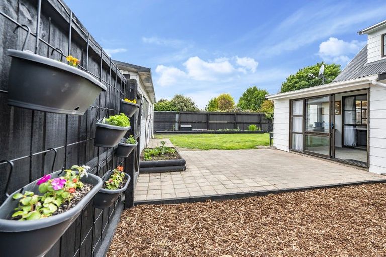 Photo of property in 12 Torlesse Crescent, Darfield, 7510