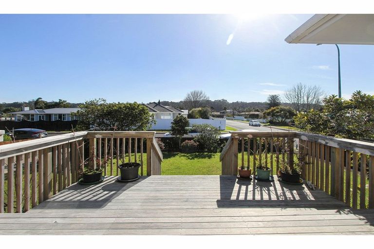Photo of property in 20 Melba Street, Beach Haven, Auckland, 0626