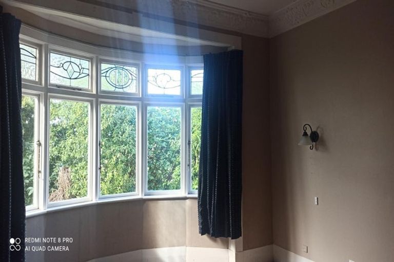 Photo of property in 1 Cossens Street, Balclutha, 9230