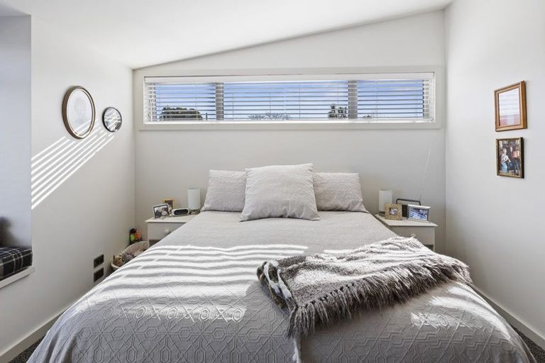 Photo of property in 2/26 Awanui Street, Hilltop, Taupo, 3330