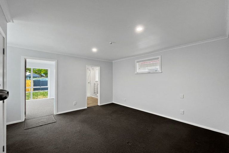 Photo of property in 5 Abraham Crescent, Milson, Palmerston North, 4414