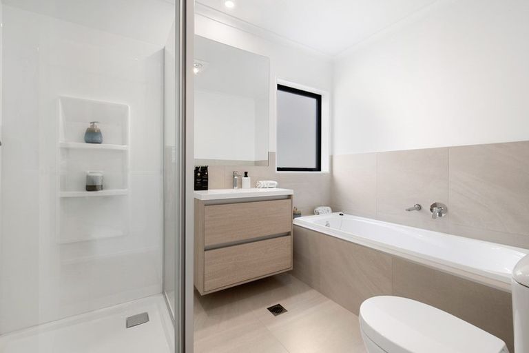 Photo of property in 11 Kitea Place, Mangere, Auckland, 2022