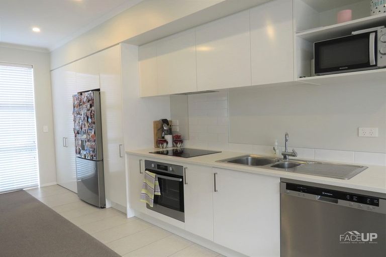 Photo of property in 26 Oioi Road, Hobsonville, Auckland, 0616