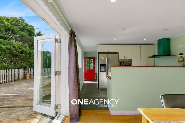 Photo of property in 32 Champion Street, Ranui, Porirua, 5024