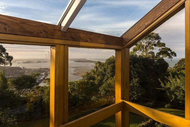 Photo of property in 126 Panorama Road, Clifton, Christchurch, 8081