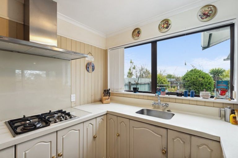 Photo of property in 25 Featherstone Avenue, Kairaki, 7630