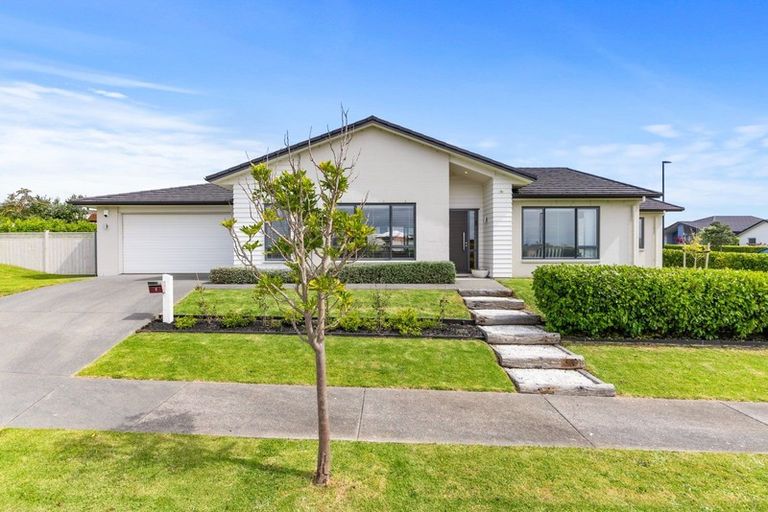 Photo of property in 9 Motukaraka Drive, Beachlands, Auckland, 2018