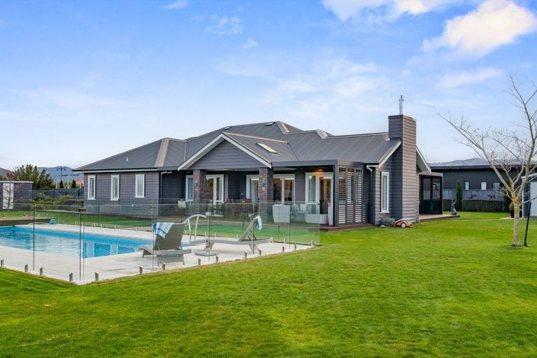 Photo of property in 27 Mill Grove, Clareville, Carterton, 5713