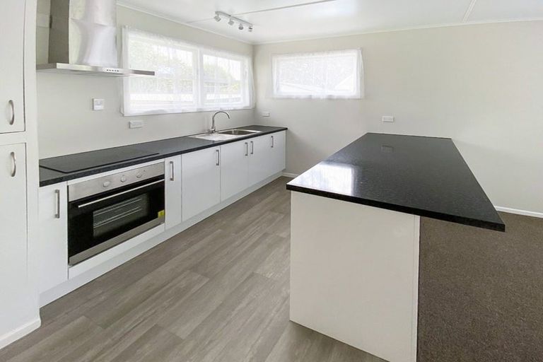 Photo of property in 8 Kotuku Place, Tokoroa, 3420