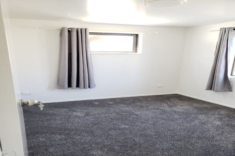 Photo of property in 18 Heathberry Close, Papatoetoe, Auckland, 2025