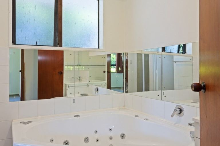 Photo of property in 10 Morris Road, Amberley, 7410