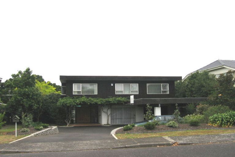 Photo of property in 46 Marywil Crescent, Hillcrest, Auckland, 0627