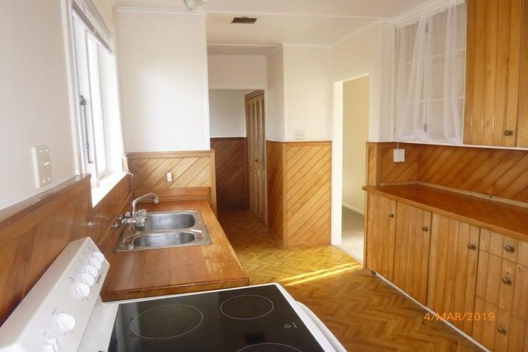 Photo of property in 22 Airdrie Road, Ranui, Auckland, 0612