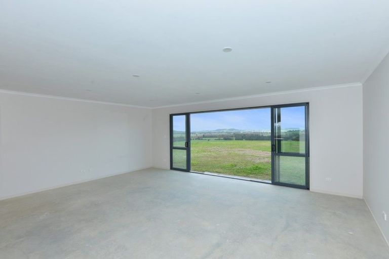 Photo of property in 845b Hukerenui Road, Hukerenui, Hikurangi, 0182