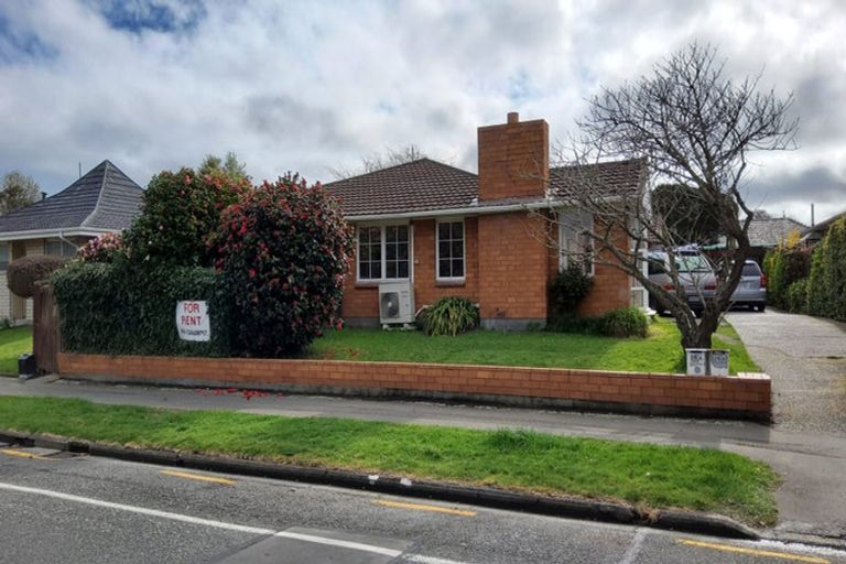 Photo of property in 1/26 Solway Avenue, Ilam, Christchurch, 8041