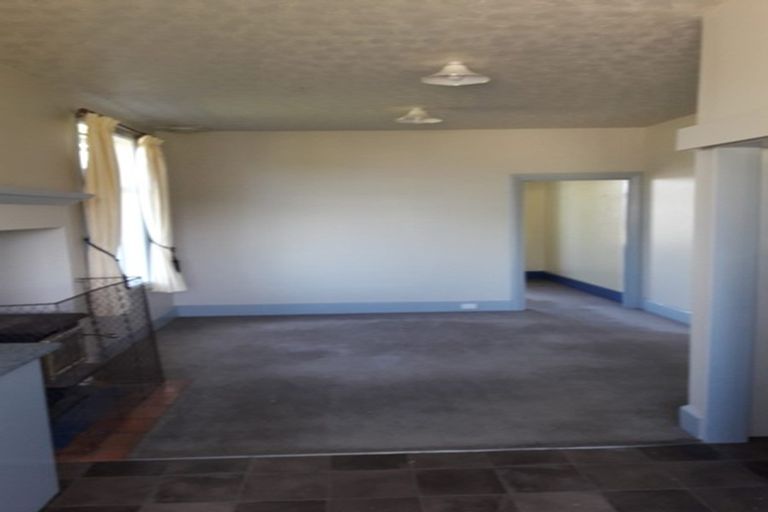 Photo of property in 10 Massey Street, Waimate, 7924
