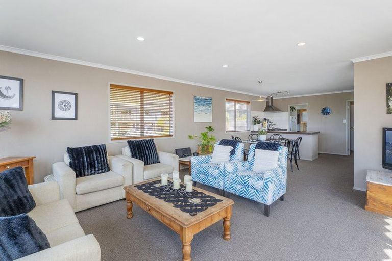 Photo of property in 53 Windsor Drive, Tairua, 3508