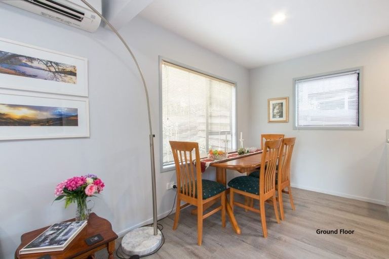 Photo of property in 3/41 Rangatira Road, Beach Haven, Auckland, 0626