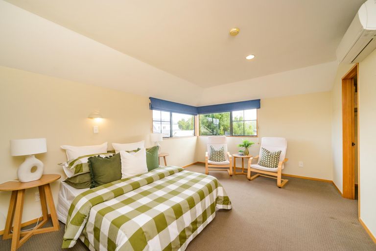 Photo of property in 7a Palm Avenue, Hokowhitu, Palmerston North, 4410