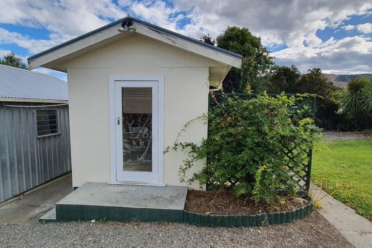 Photo of property in 45 Mill Road, Waimate, 7924