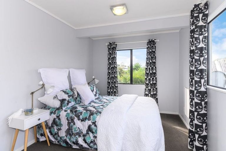 Photo of property in 43 Price Crescent, Mount Wellington, Auckland, 1060