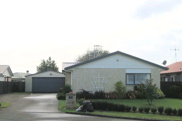 Photo of property in 8 Harvard Court, Melville, Hamilton, 3206