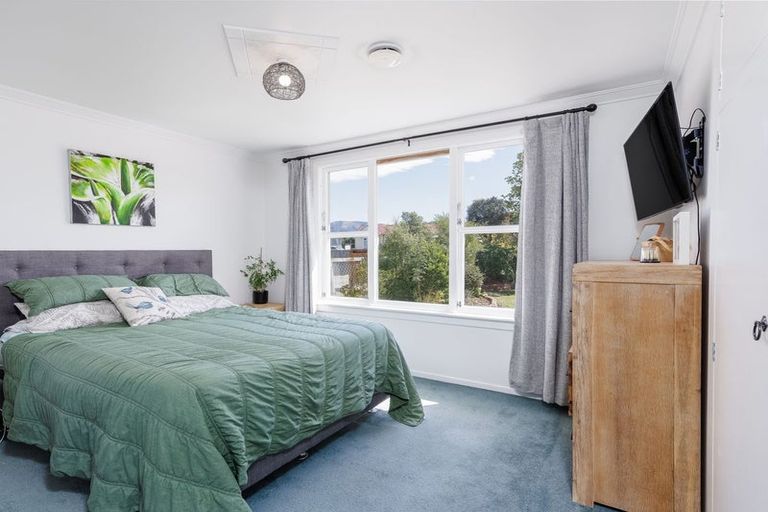 Photo of property in 35 Rhodes Street, Waimate, 7924