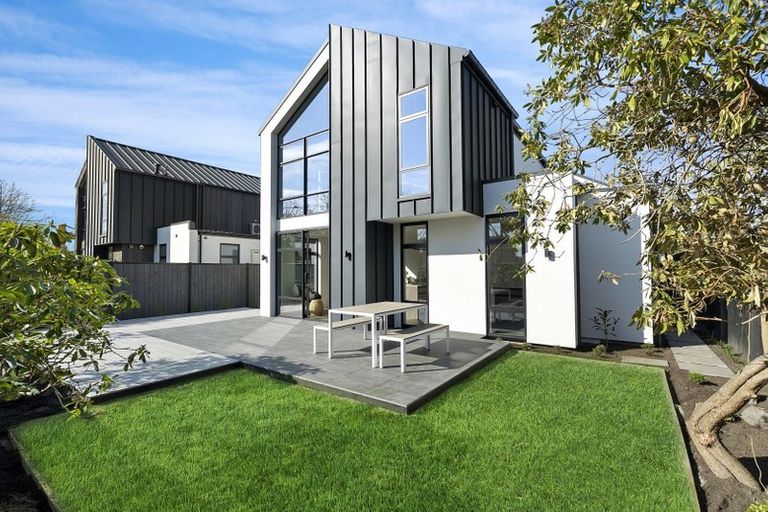 Photo of property in 43 Repton Street, Merivale, Christchurch, 8014