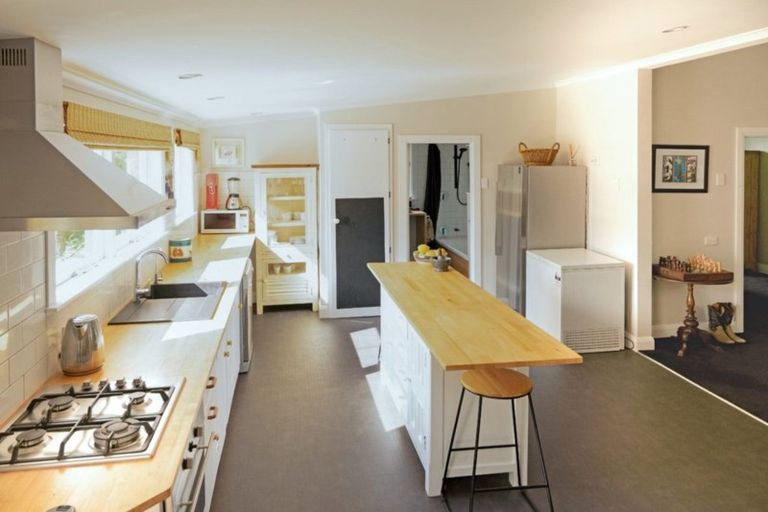 Photo of property in 857 Makerua Road, Tokomaru, Palmerston North, 4474