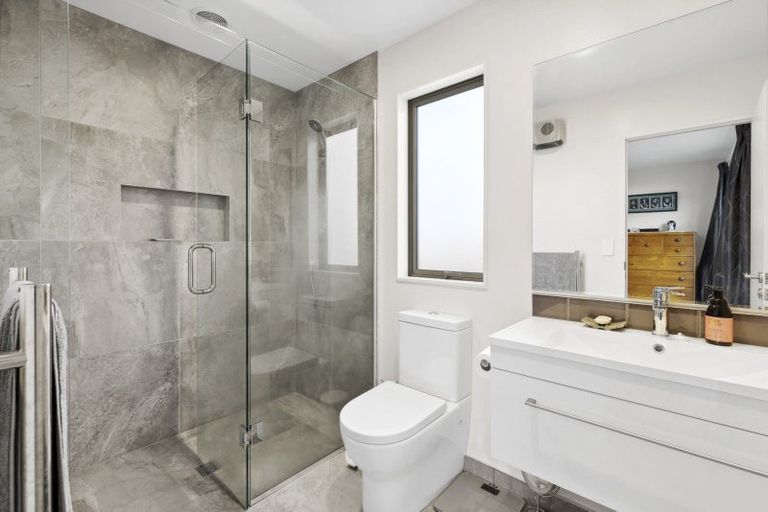 Photo of property in 30 Mount Linton Avenue, Wanaka, 9305