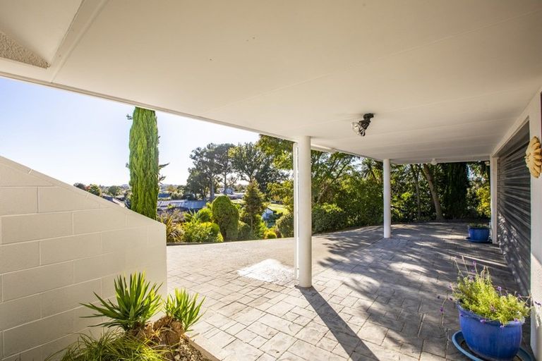 Photo of property in 37 Hetley Crescent, Taradale, Napier, 4112