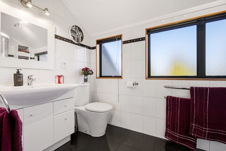 Photo of property in 40 Kahurangi Drive, Rangatira Park, Taupo, 3330
