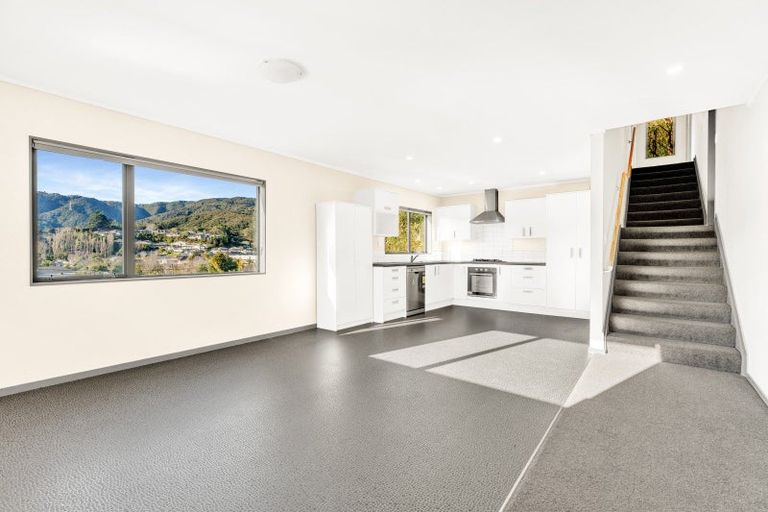 Photo of property in 27a Rawhiti Street, Stokes Valley, Lower Hutt, 5019
