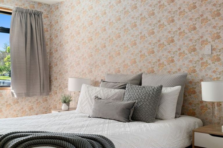 Photo of property in 8 Cornish Place, Cromwell, 9310