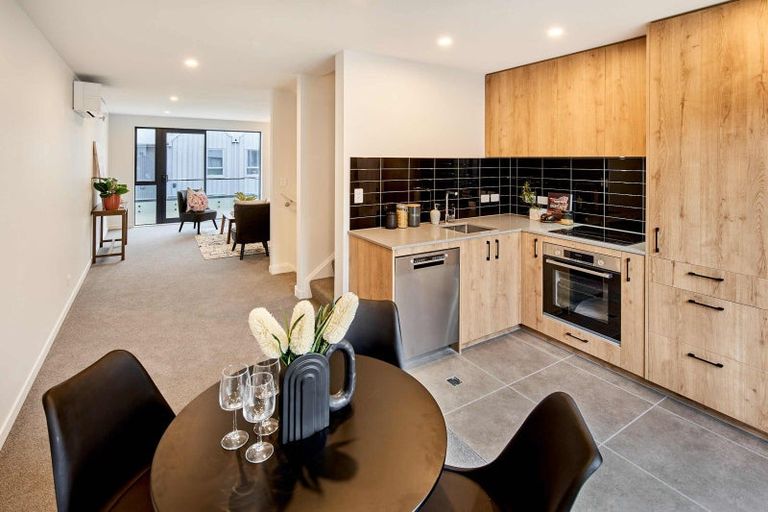 Photo of property in 45 John Street, Stokes Valley, Lower Hutt, 5019