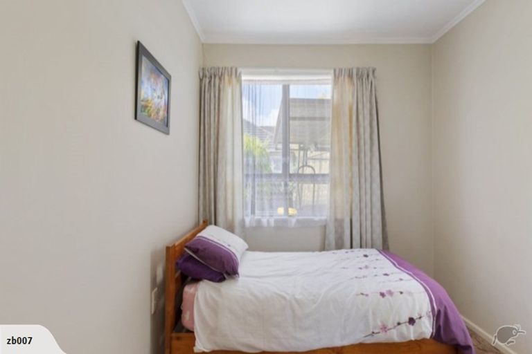 Photo of property in 1/14 Cosgrave Road, Papakura, 2110