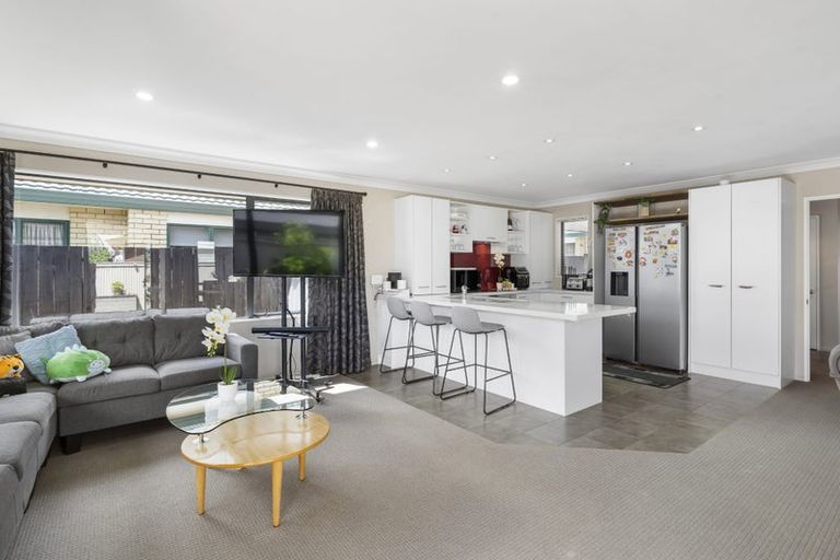 Photo of property in 41a Hall Street, Pukekohe, 2120